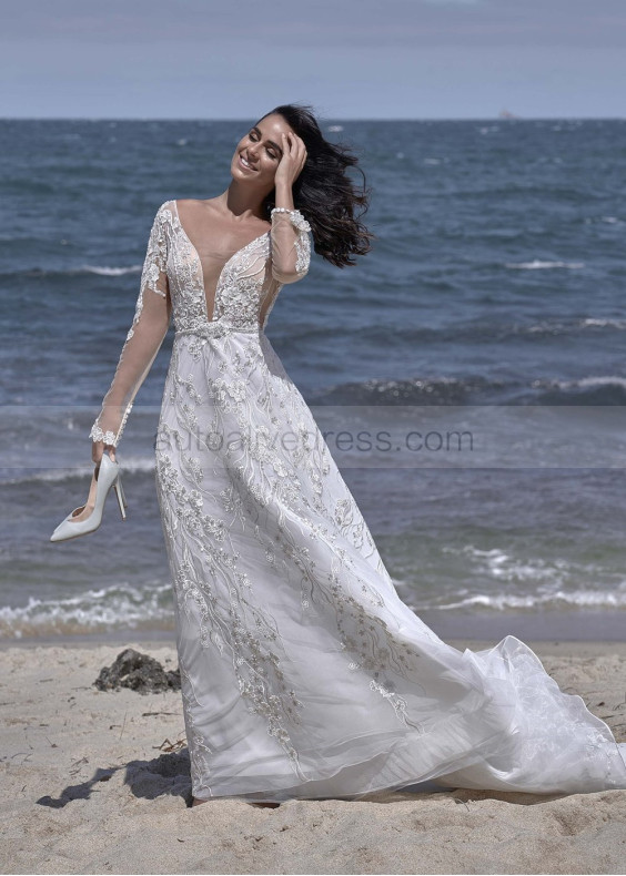 Ivory Lace Tulle V Back Charming Wedding Dress